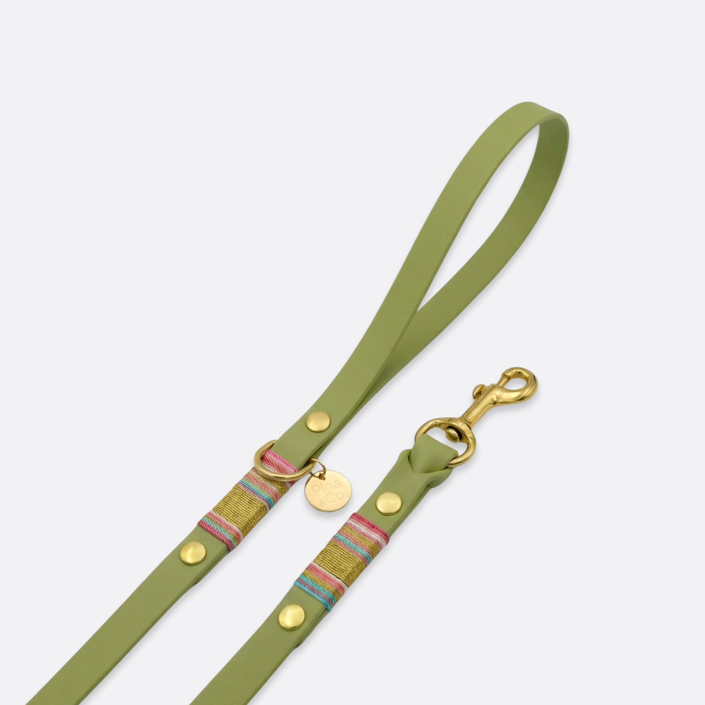 OBLIKUJ SVOJ LUXE POVODEC